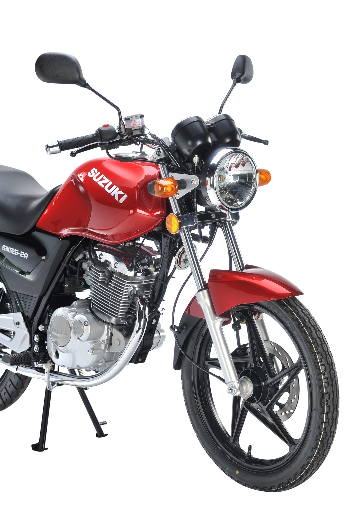 Motos en Panama Suzuki EN125 roja